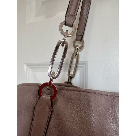 COACH - EUC Madison East/West Tote in Mauve Pebbled Leather with Chain Detail - Picture 7 of 16